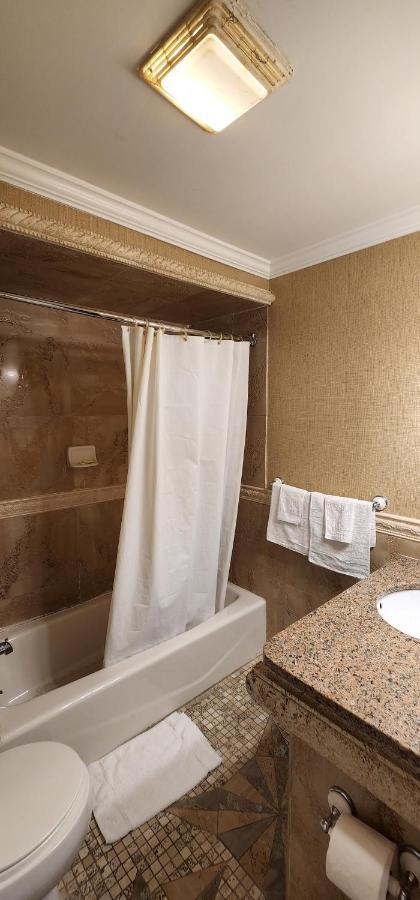 Essence Collection Staten Island New York Exterior photo